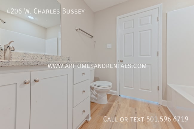 Building Photo - 4206 W Charles Bussey Ave
