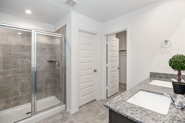 Building Photo - 1126 Toledo Bend Pass