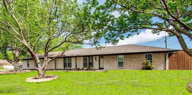 Building Photo - 16024 Plum Ln