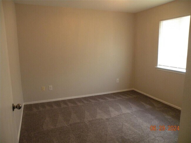 Building Photo - 3308 Etheredge Dr
