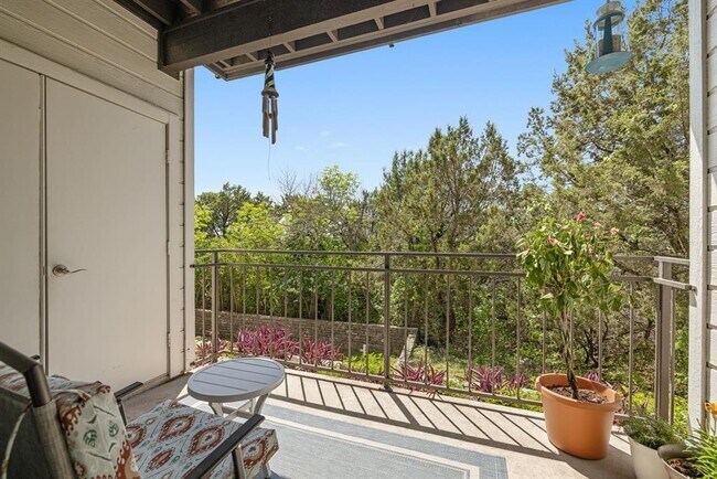 Building Photo - 6000-3 Shepherd Mountain Cove