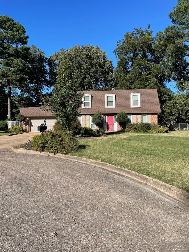 Primary Photo - 4 Bedroom, 2 Bathroom Single Family Home