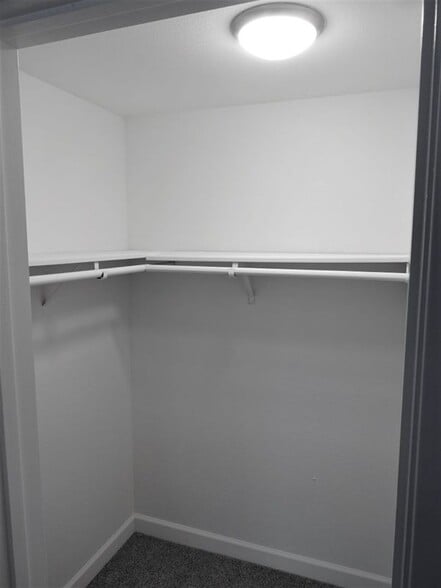 Building Photo - 2300 G St