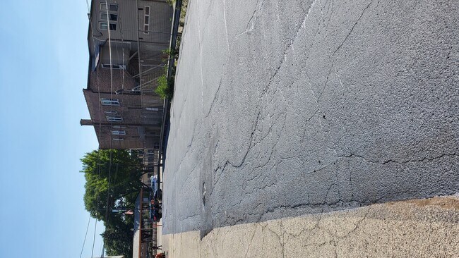 Building Photo - 31 N Brainard Ave