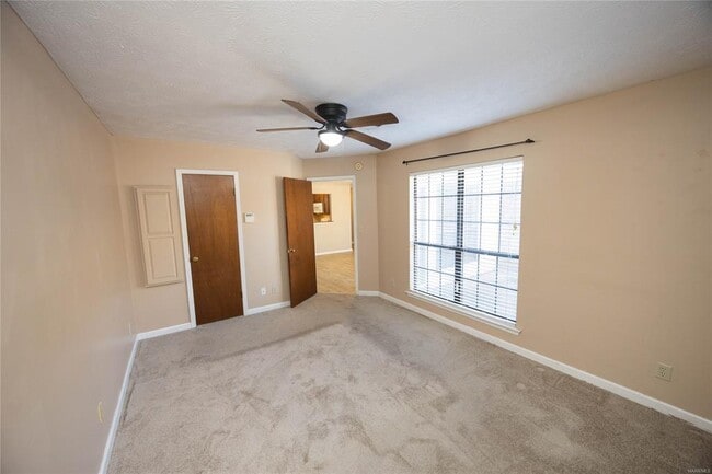 Building Photo - 510 Hollow Wood Rd