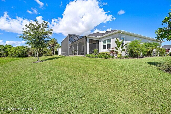 Building Photo - 2889 Avalonia Dr