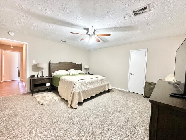 Building Photo - 1514 Park Meadow Dr