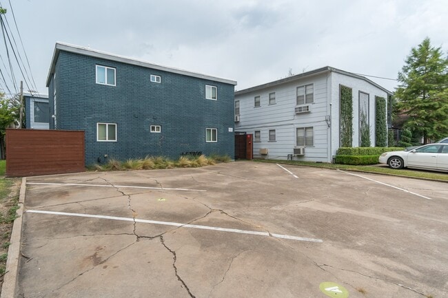 Building Photo - 2019 Huldy St