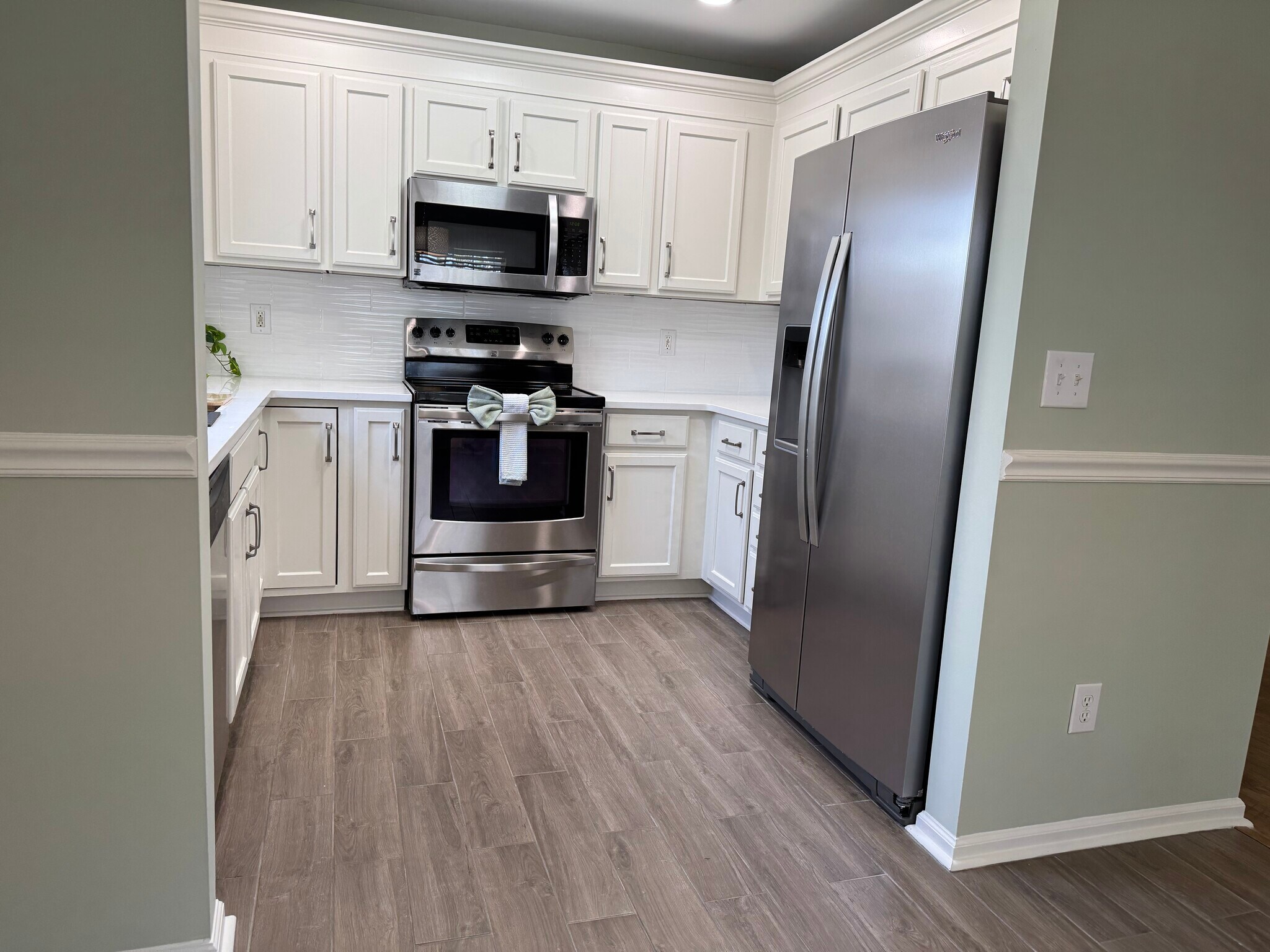 Building Photo - 102 Bill Park Dr