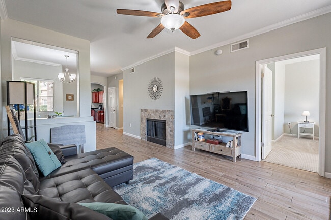 Building Photo - 5335 E Shea Blvd