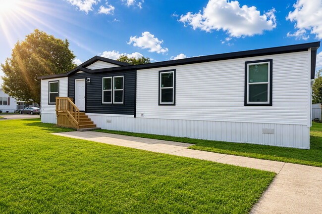 Building Photo - 2153 Pacific Dr
