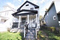 Building Photo - 1504 Hamlet St