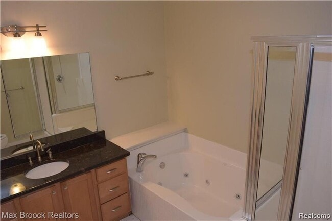 Building Photo - 28431 Carlton Way Dr