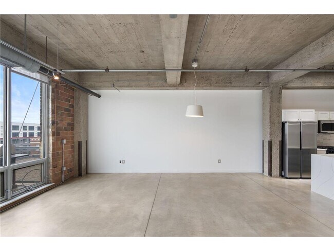 Building Photo - 901 N 3rd St