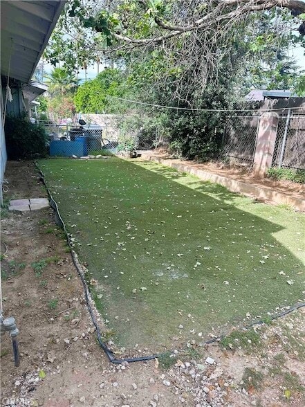 Building Photo - 501 University Pl