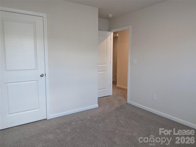 Building Photo - 5132 Hyrule Dr