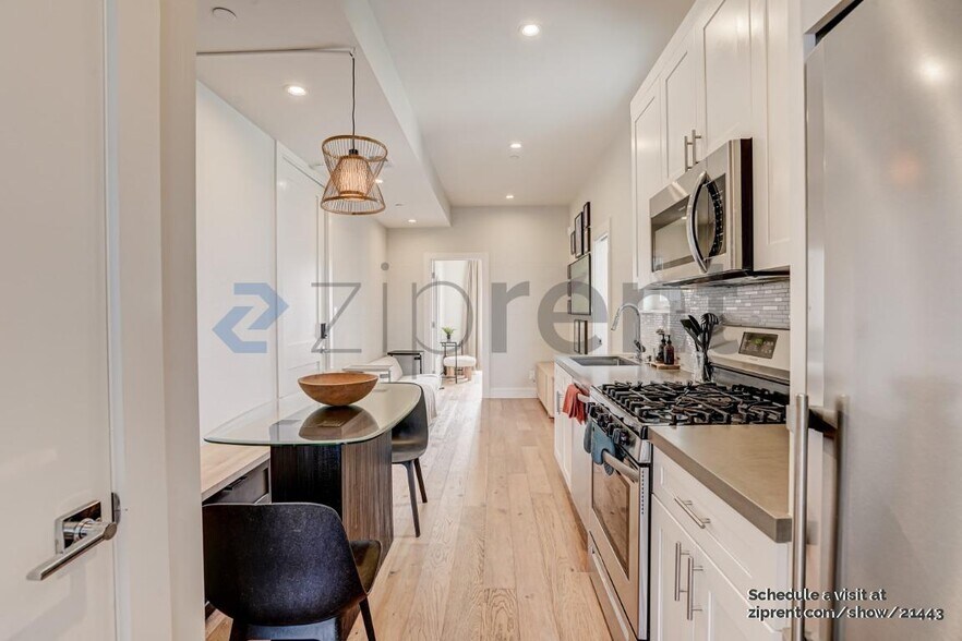 Building Photo - 3330 19th St