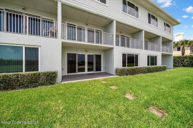 Building Photo - 1321 S Miramar Ave