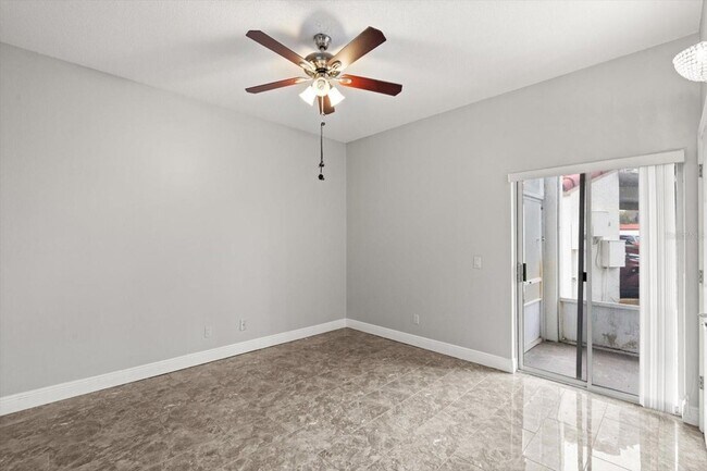 Building Photo - 443 Hamptoncrest Cir