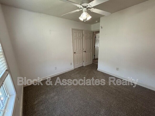 Building Photo - 2228 Stornoway Ct