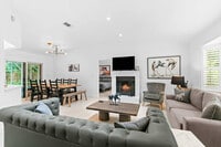 Building Photo - 1844 NW 42nd Ave