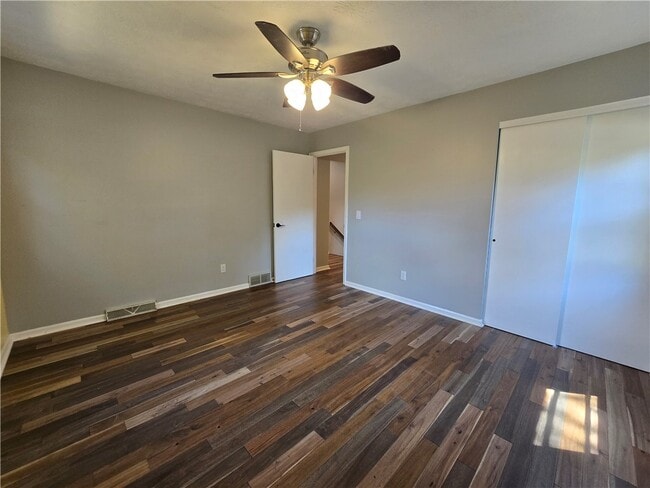 Building Photo - 9 Hepatica Ln