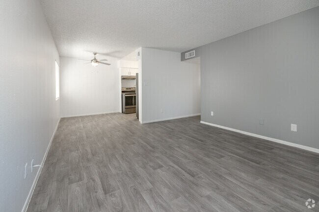3BR, 1BA - 982SF - Living Room - Icon on Pima