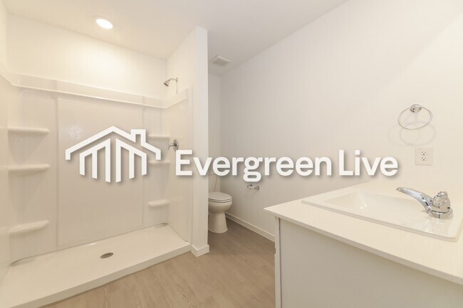 Building Photo - 2125 Sulky Ln