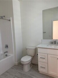 Building Photo - 277 Lynx