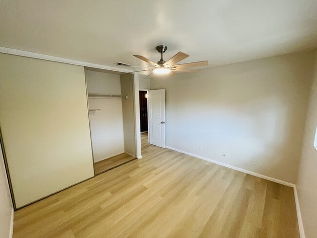 Building Photo - 1887 Cll Amargosa