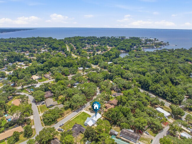 Building Photo - 942 Rue De Palms