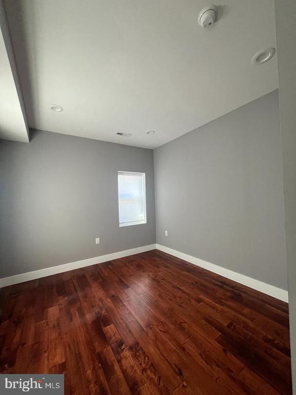 Building Photo - 2244 St Albans St