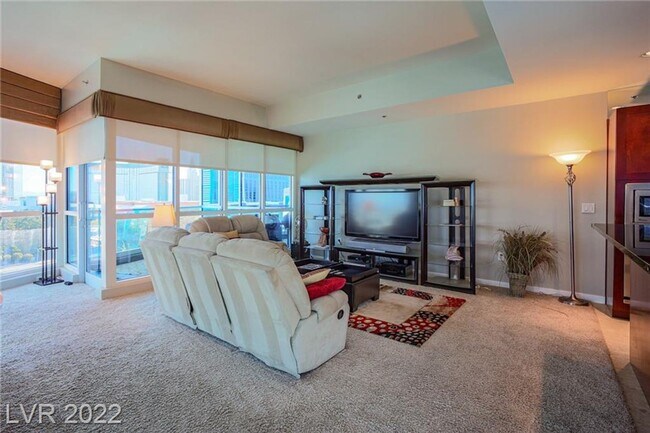 Building Photo - 4575 Dean Martin Dr