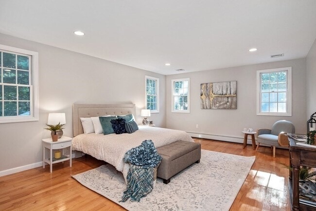 Building Photo - 29 Burke Ln