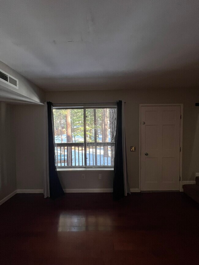 Building Photo - 1200 Wildwood Ave