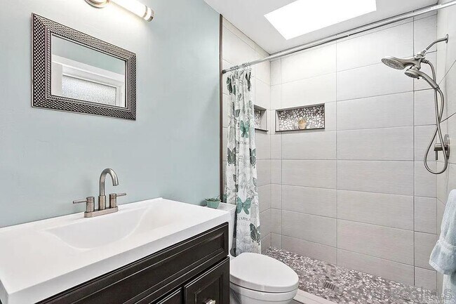 Building Photo - 1570 Avenida De Los Lirios