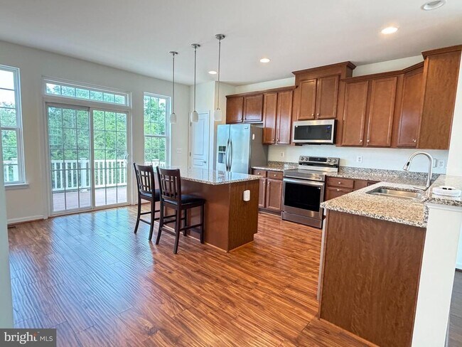 Building Photo - 8267 Heritage Crossing Ct