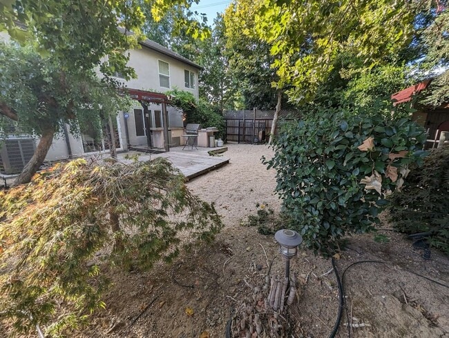 Building Photo - Beautiful 3bed 2.5bath 2 story home located in Rivergate Gated Community