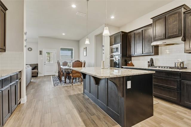 Building Photo - 1012 Kensington Wy