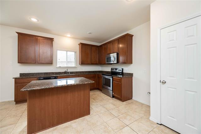 Building Photo - 1401 Nicholas Lane