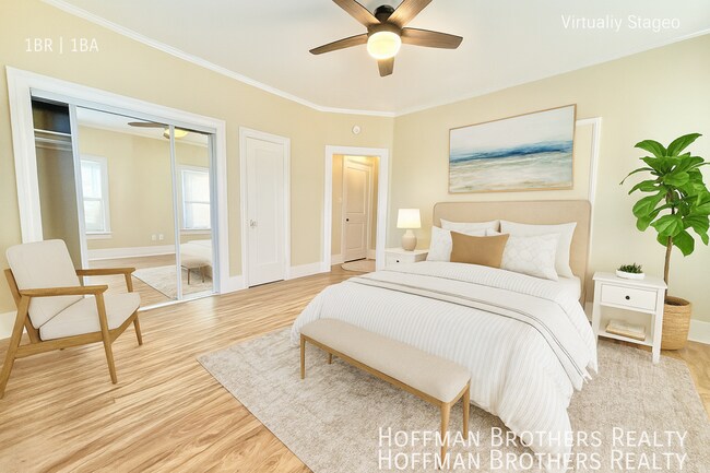 Building Photo - 1022 N Berendo St