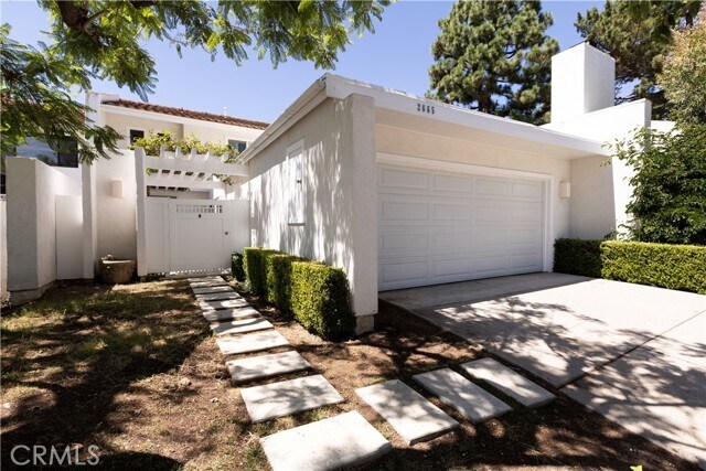Primary Photo - 2665 Angelo Dr