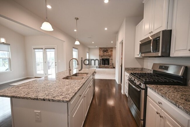 Building Photo - 8768 Mavis Trl