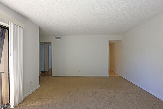 Building Photo - 12341 Woodrose Ct