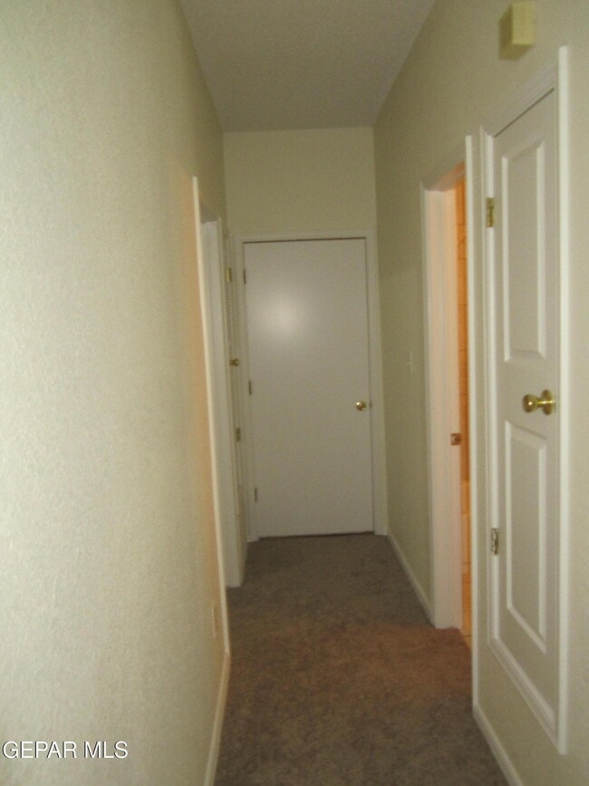 Building Photo - 12521 Tierra Serena Dr