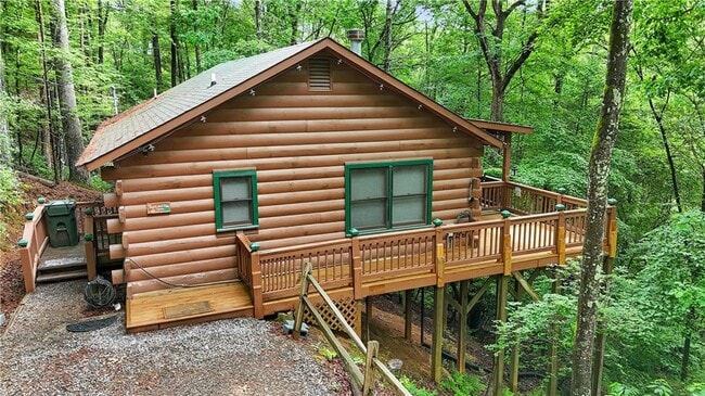 Building Photo - 9 Briar Creek Rd