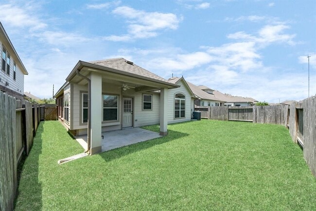 Building Photo - 2407 Argos Dr