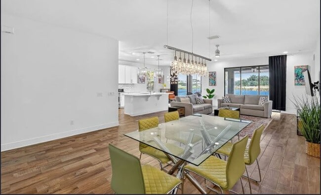 Building Photo - 743 129th St NE