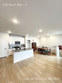 Building Photo - 539 Vicot Wy