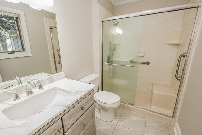 Building Photo - 5722 Gondolier Dr